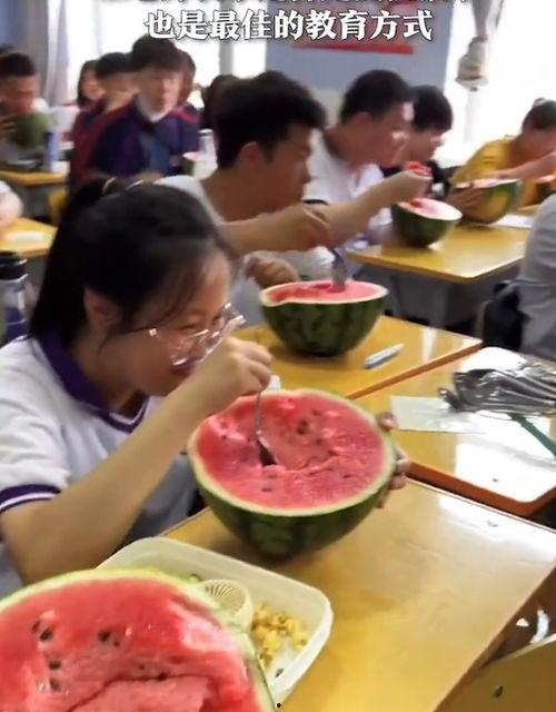 福建兄妹吃瓜网,揭秘网络红人背后的故事