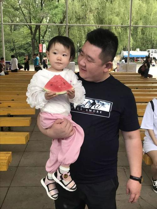 小网红吃瓜群众是真的吗,揭秘小网红“吃瓜群众”的真实身份